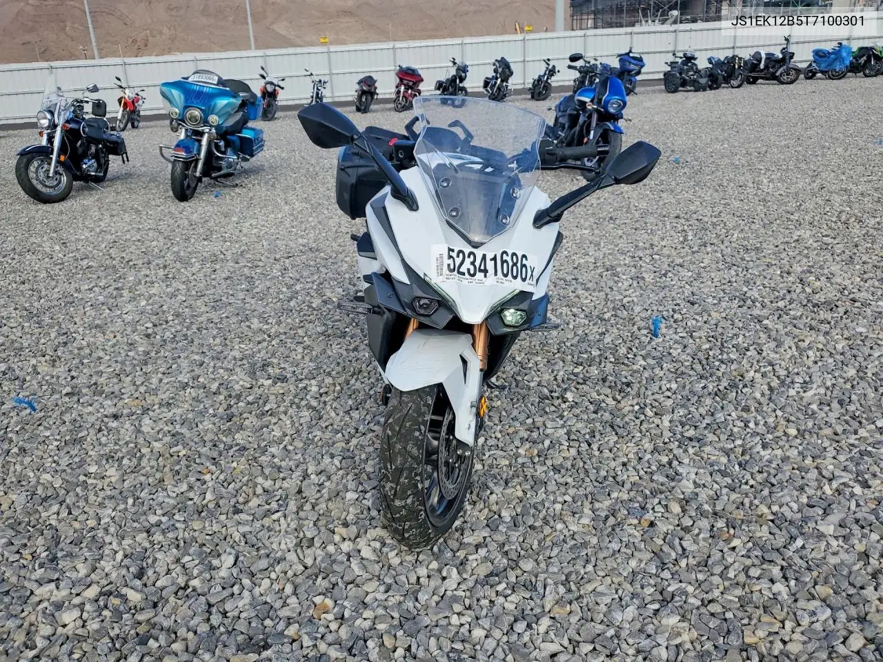 2026 Suzuki Gsx1000 Gt VIN: JS1EK12B5T7100301 Lot: 52341686