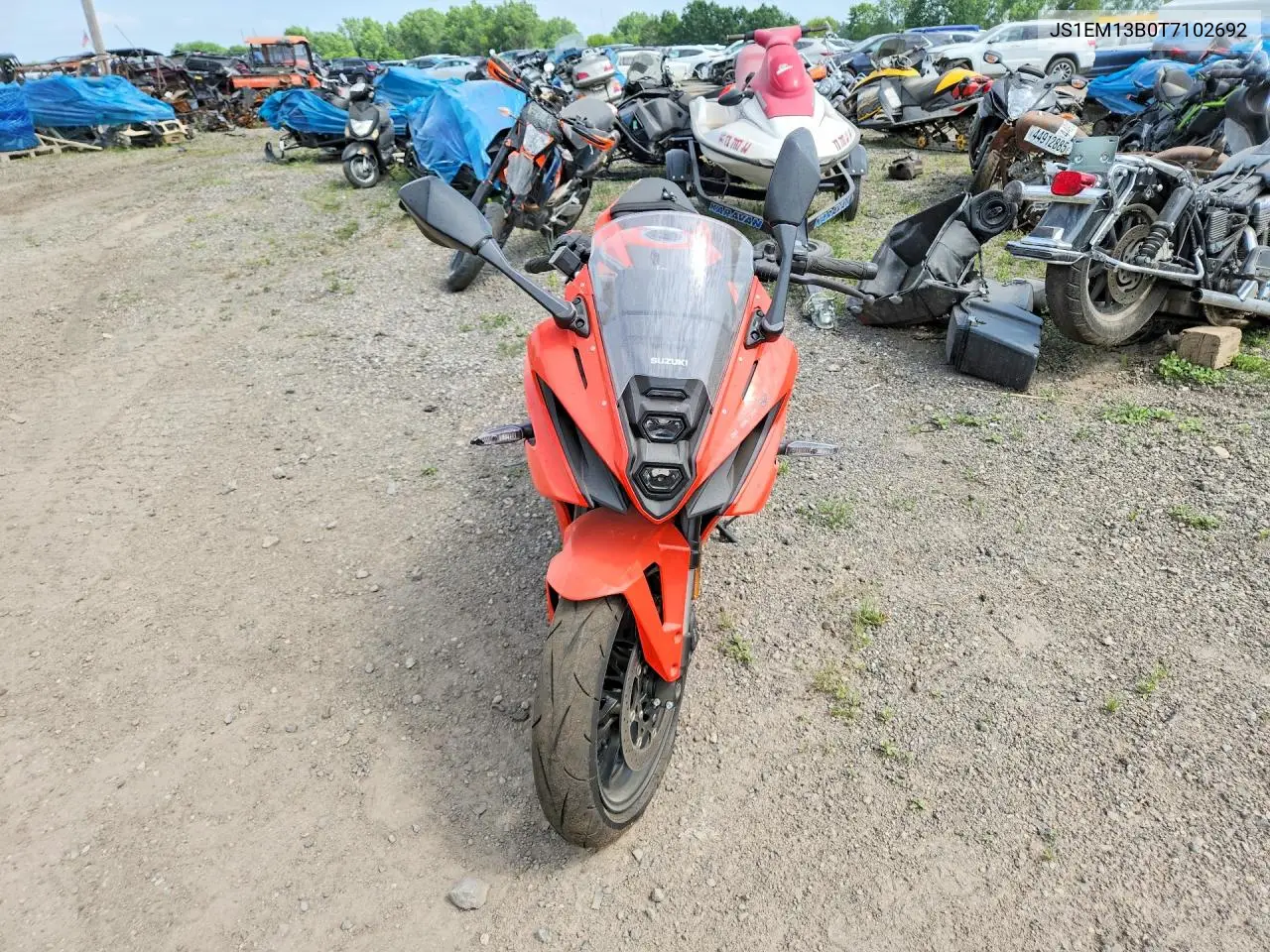 2026 Suzuki Gsx800 F VIN: JS1EM13B0T7102692 Lot: 59117836