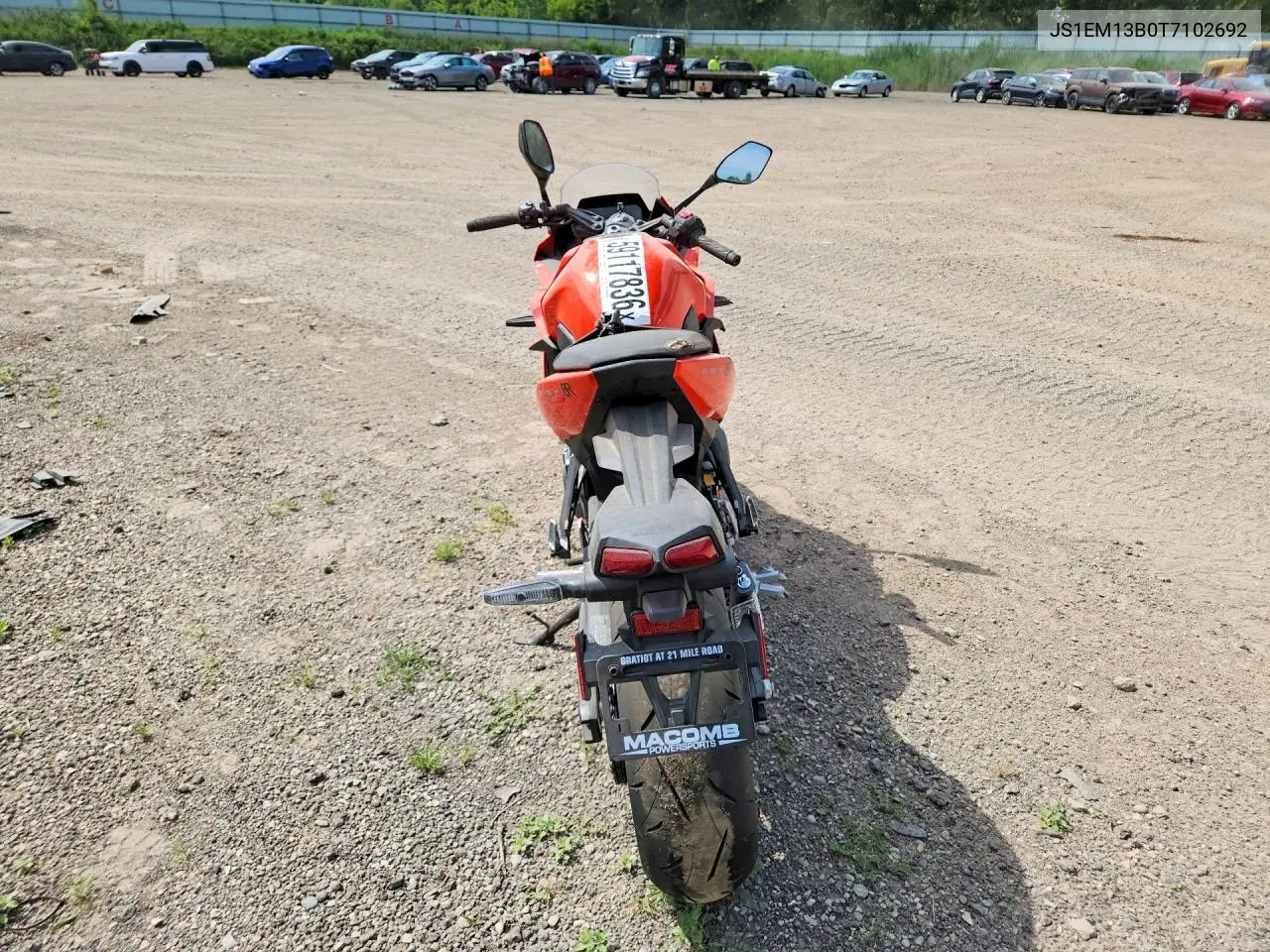 2026 Suzuki Gsx800 F VIN: JS1EM13B0T7102692 Lot: 59117836