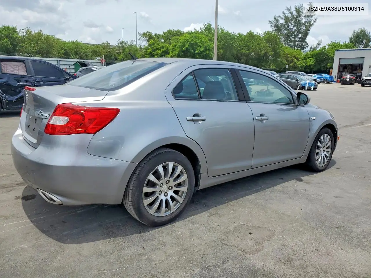 2013 Suzuki Kizashi Se VIN: JS2RE9A38D6100314 Lot: 56505946
