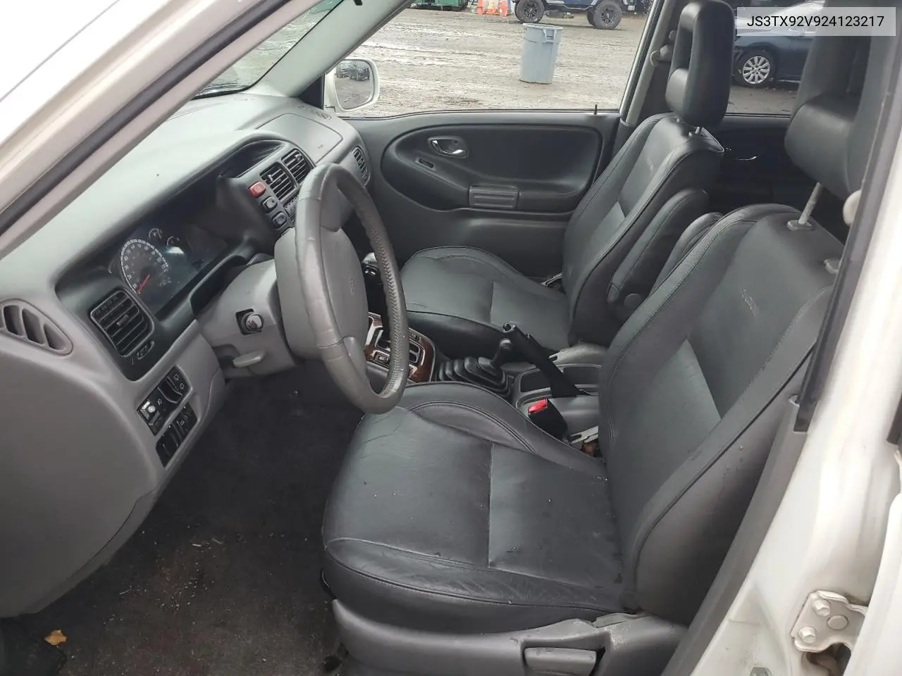 2002 Suzuki Xl7 Plus VIN: JS3TX92V924123217 Lot: 86286835