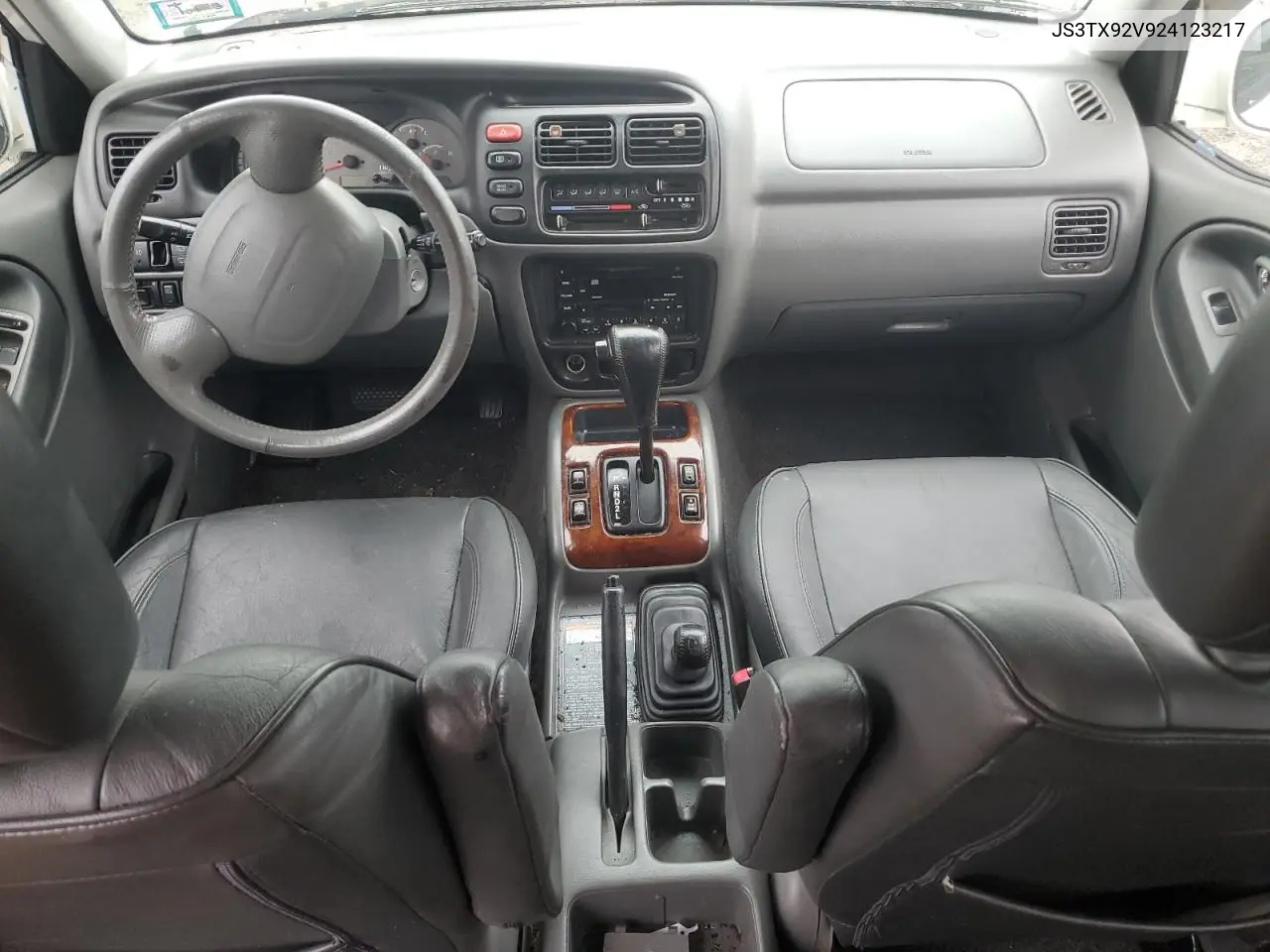 2002 Suzuki Xl7 Plus VIN: JS3TX92V924123217 Lot: 86286835