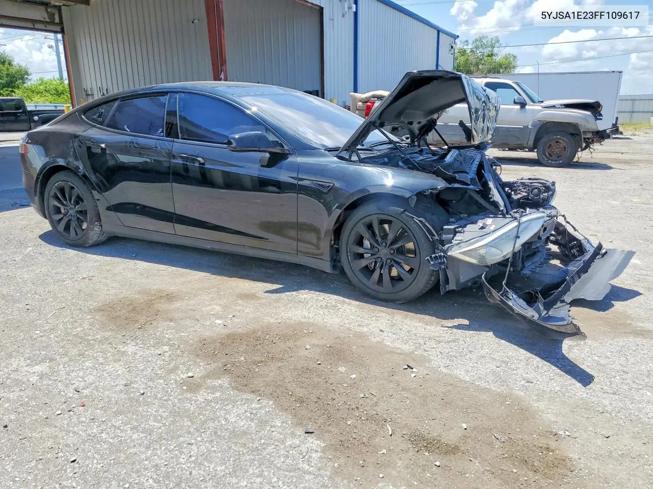 2015 Tesla Model S VIN: 5YJSA1E23FF109617 Lot: 58351516