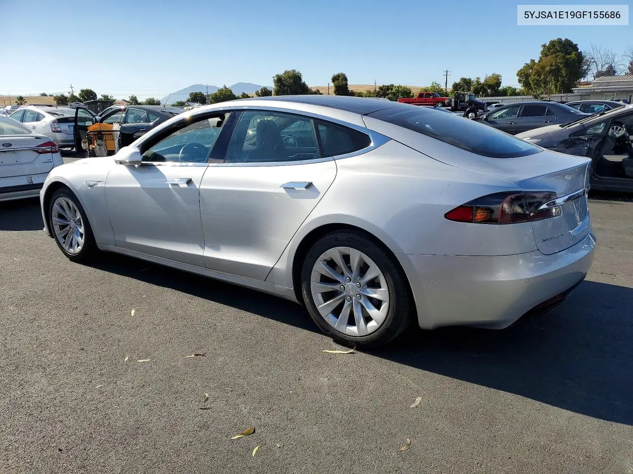 2016 Tesla Model S VIN: 5YJSA1E19GF155686 Lot: 58490176