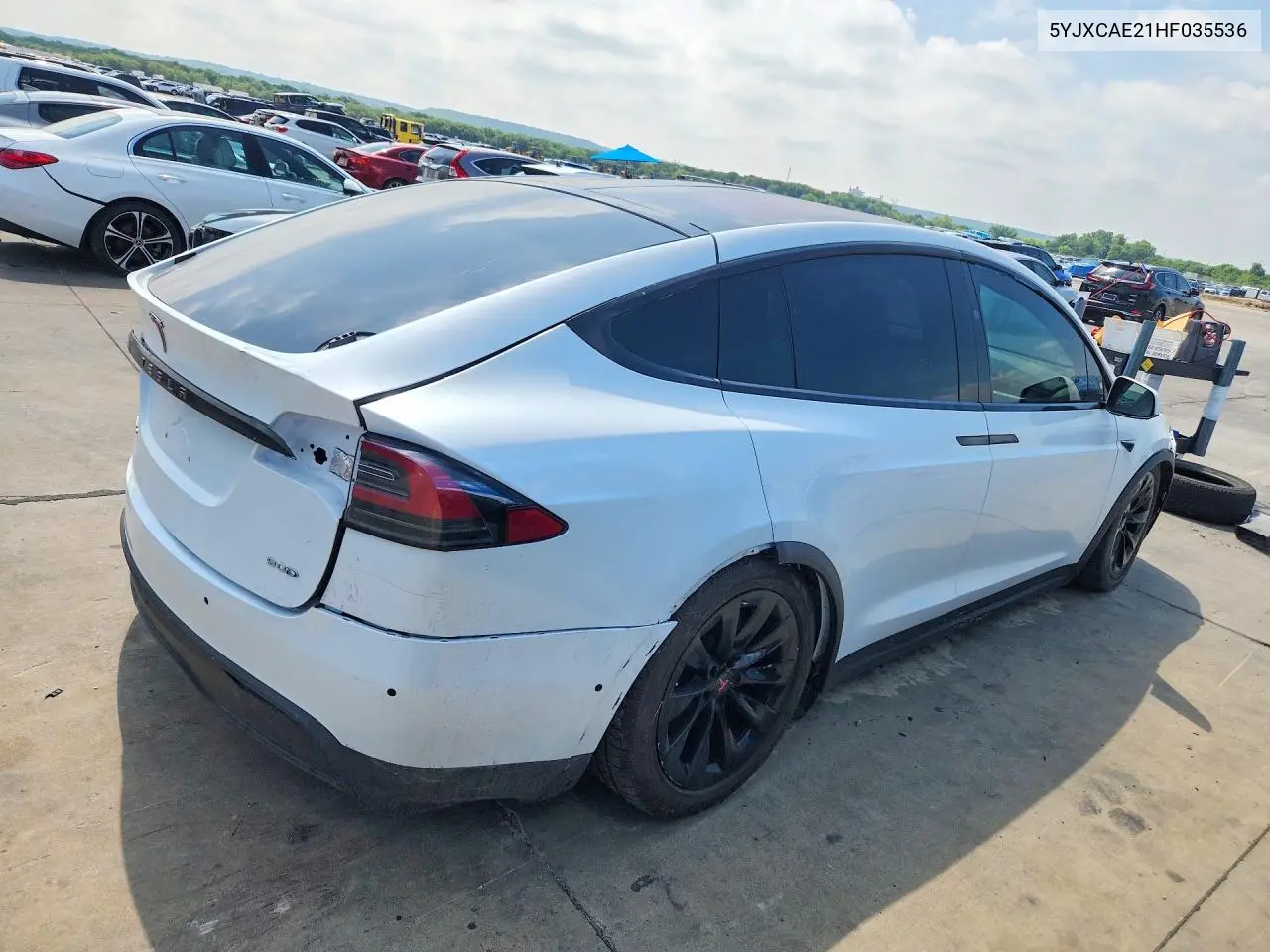 2017 Tesla Model X VIN: 5YJXCAE21HF035536 Lot: 55582066