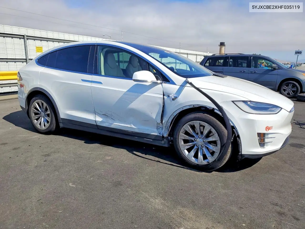 2017 Tesla Model X VIN: 5YJXCBE2XHF035119 Lot: 58469986