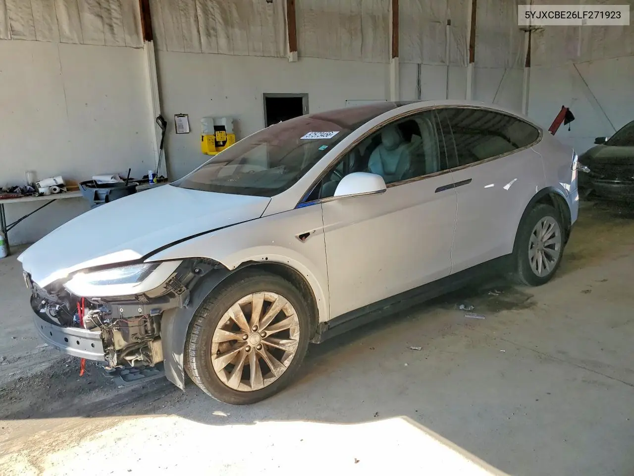 2020 Tesla Model X VIN: 5YJXCBE26LF271923 Lot: 57573456