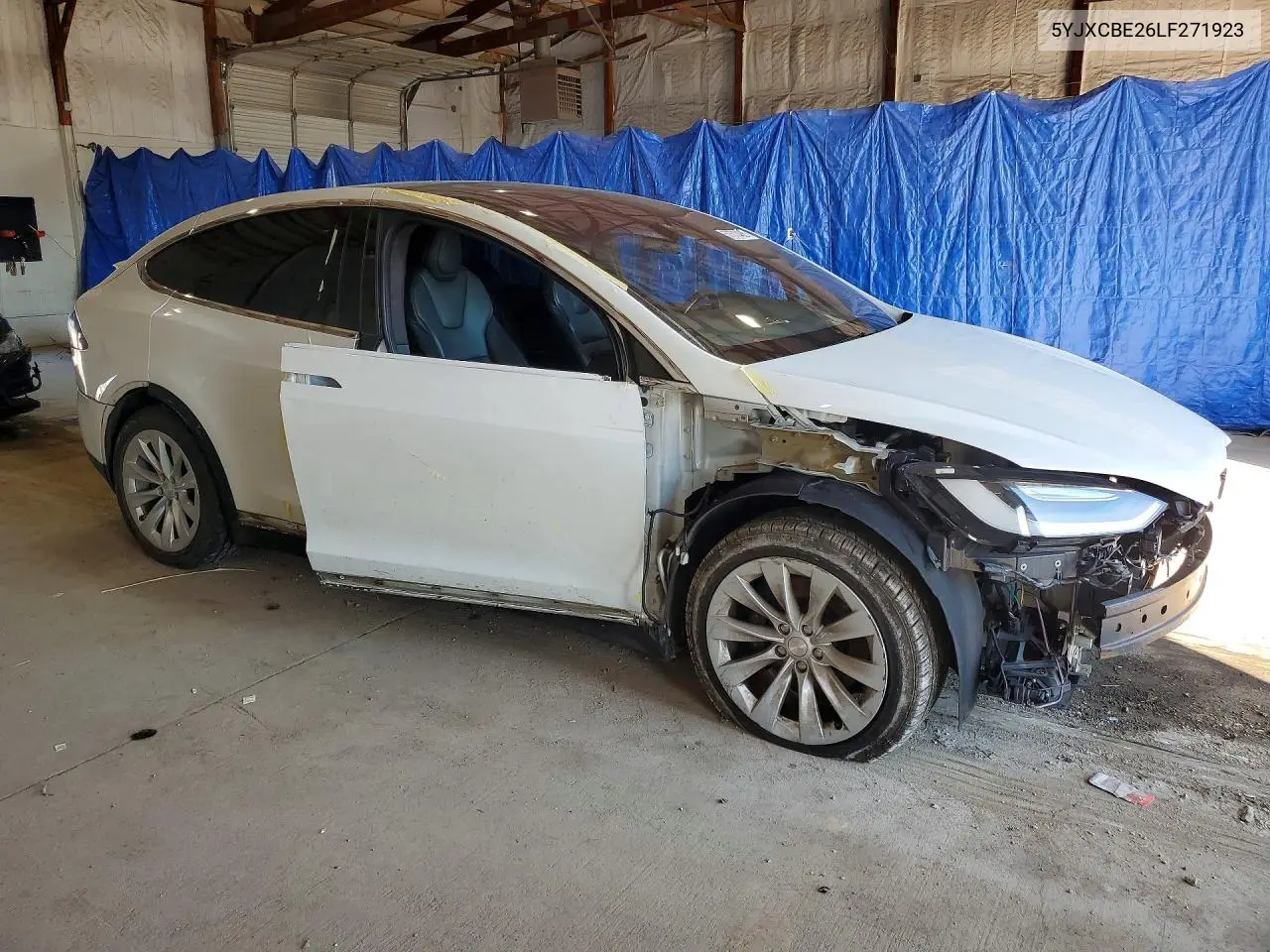 2020 Tesla Model X VIN: 5YJXCBE26LF271923 Lot: 57573456