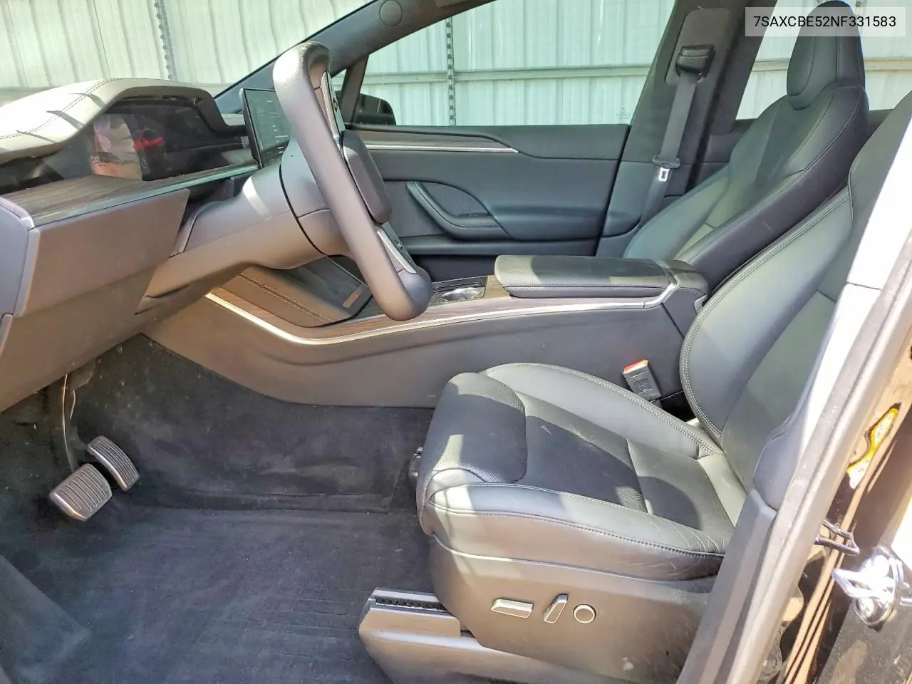 2022 Tesla Model X VIN: 7SAXCBE52NF331583 Lot: 59815486