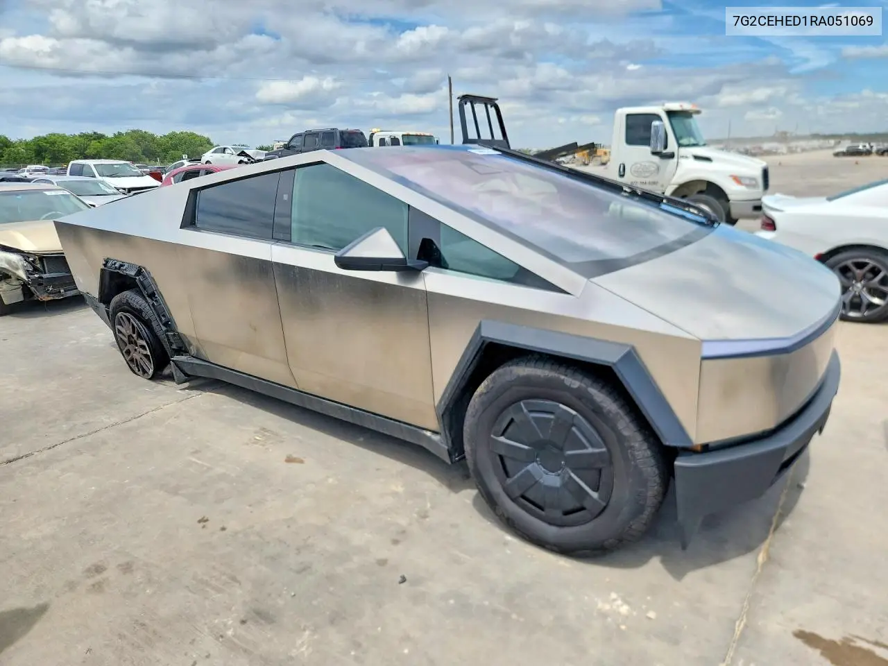 2024 Tesla Cybertruck VIN: 7G2CEHED1RA051069 Lot: 56653746