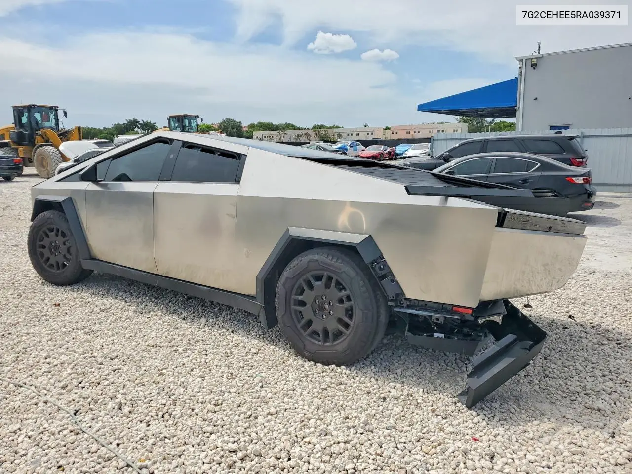 2024 Tesla Cybertruck VIN: 7G2CEHEE5RA039371 Lot: 57701576