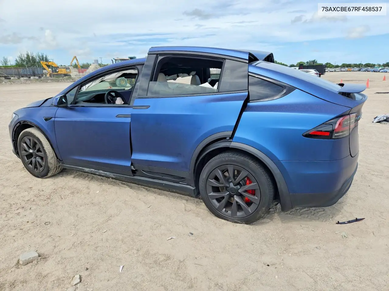 2024 Tesla Model X VIN: 7SAXCBE67RF458537 Lot: 59718656