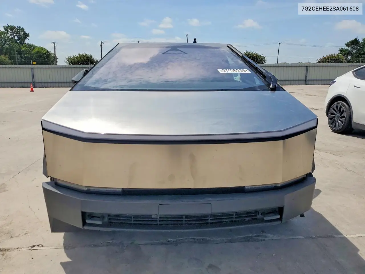 2025 Tesla Cybertruck VIN: 7G2CEHEE2SA061608 Lot: 57438226