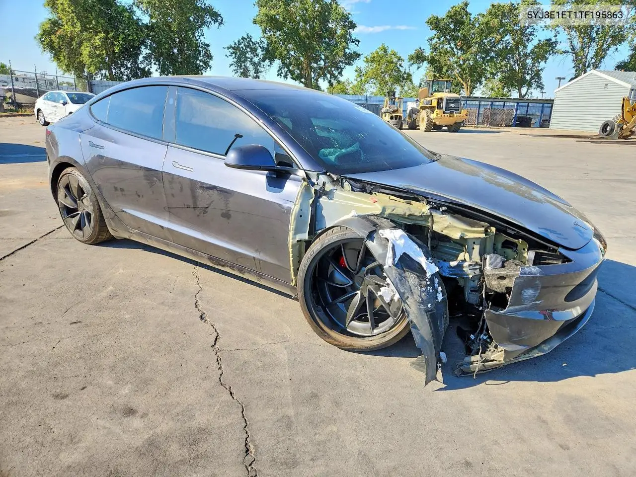 2026 Tesla Model 3 VIN: 5YJ3E1ET1TF195863 Lot: 57429316