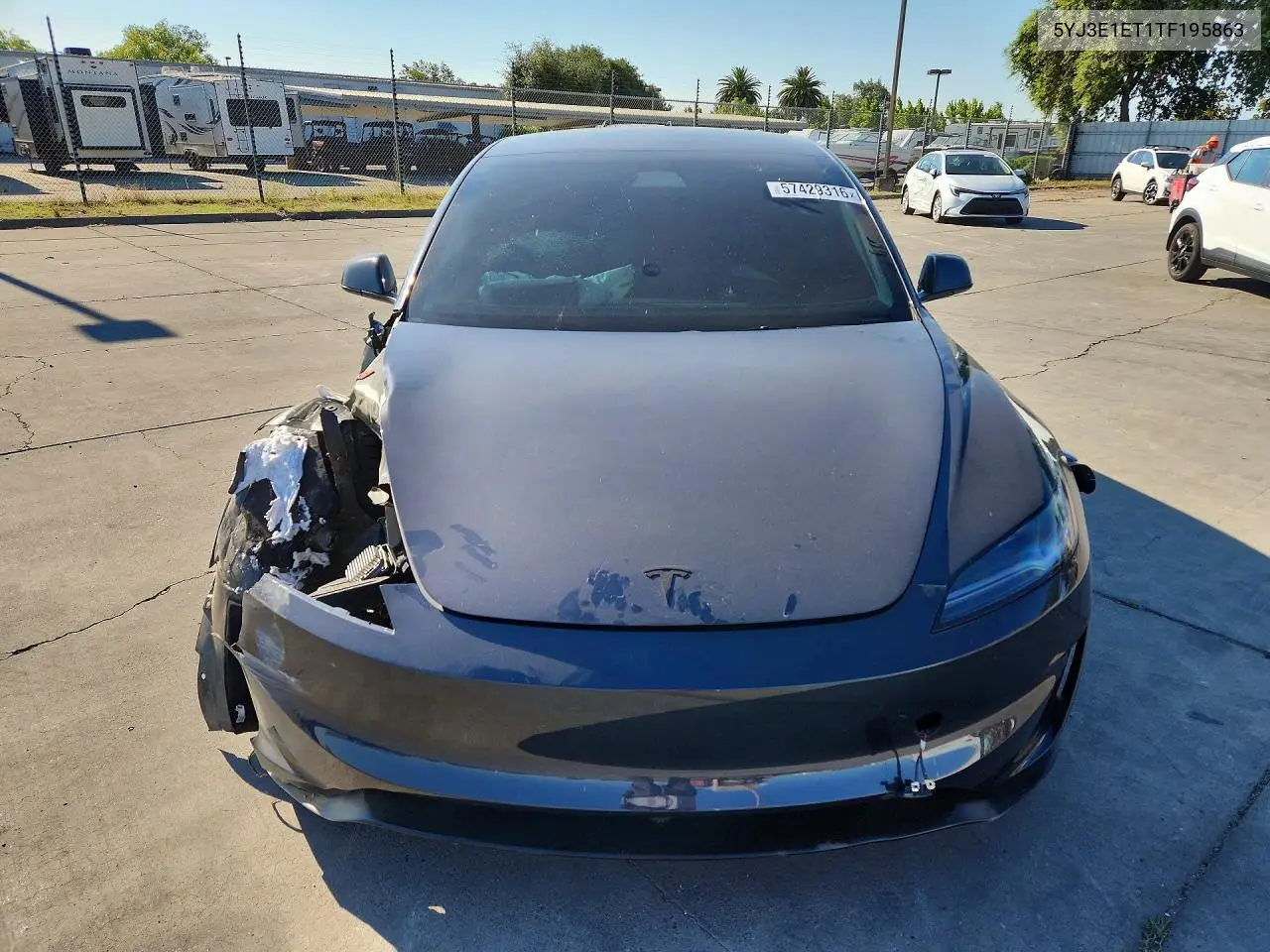 2026 Tesla Model 3 VIN: 5YJ3E1ET1TF195863 Lot: 57429316