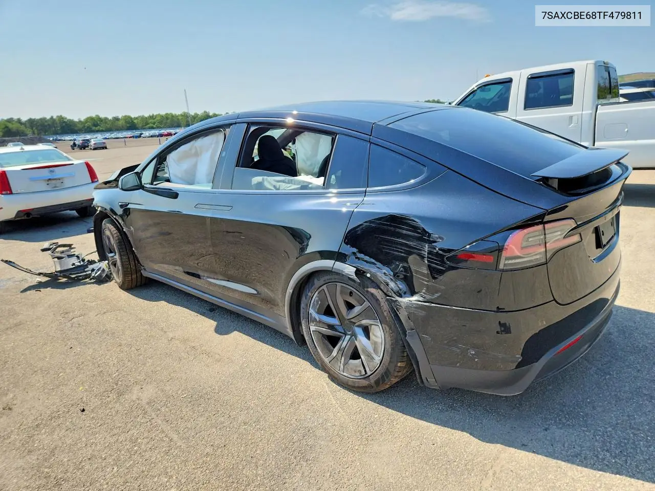 2026 Tesla Model X VIN: 7SAXCBE68TF479811 Lot: 58930406