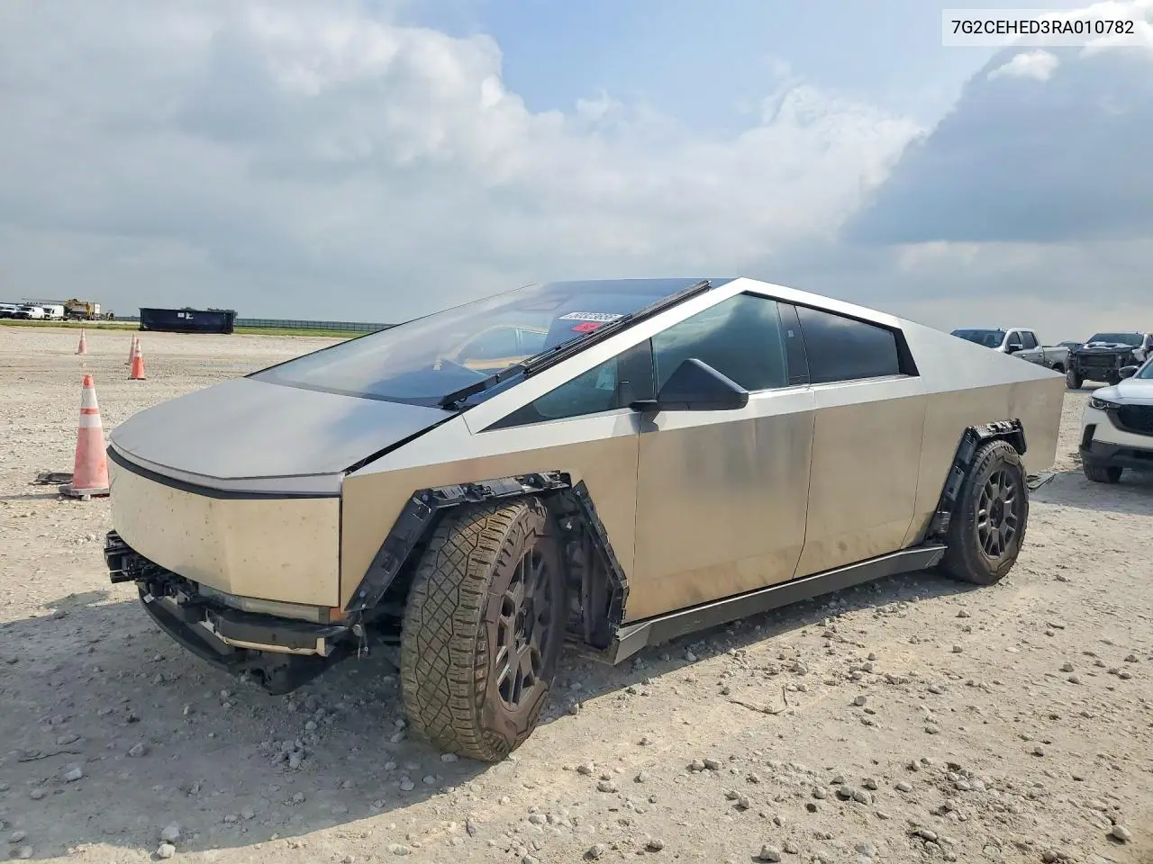 2024 Tesla Cybertruck VIN: 7G2CEHED3RA010782 Lot: 50323656
