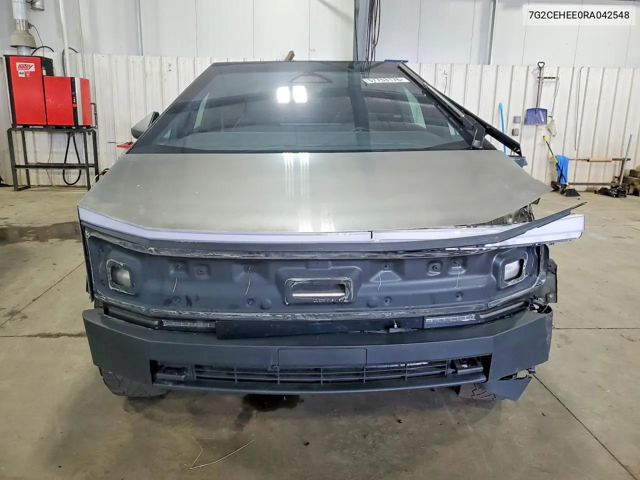 2024 Tesla Cybertruck VIN: 7G2CEHEE0RA042548 Lot: 57753176