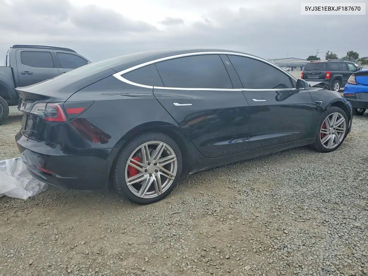 2018 Tesla Model 3 VIN: 5YJ3E1EBXJF187670 Lot: 53112706