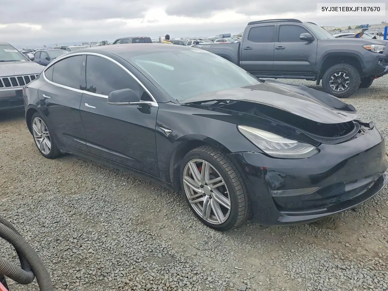 2018 Tesla Model 3 VIN: 5YJ3E1EBXJF187670 Lot: 53112706