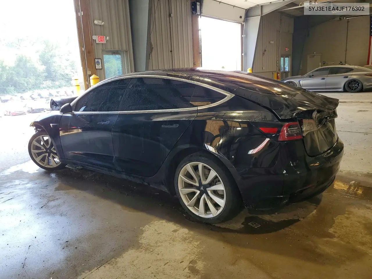 2018 Tesla Model 3 VIN: 5YJ3E1EA4JF176302 Lot: 60870716