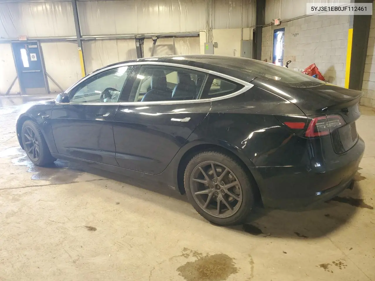 5YJ3E1EB0JF112461 2018 Tesla Model 3