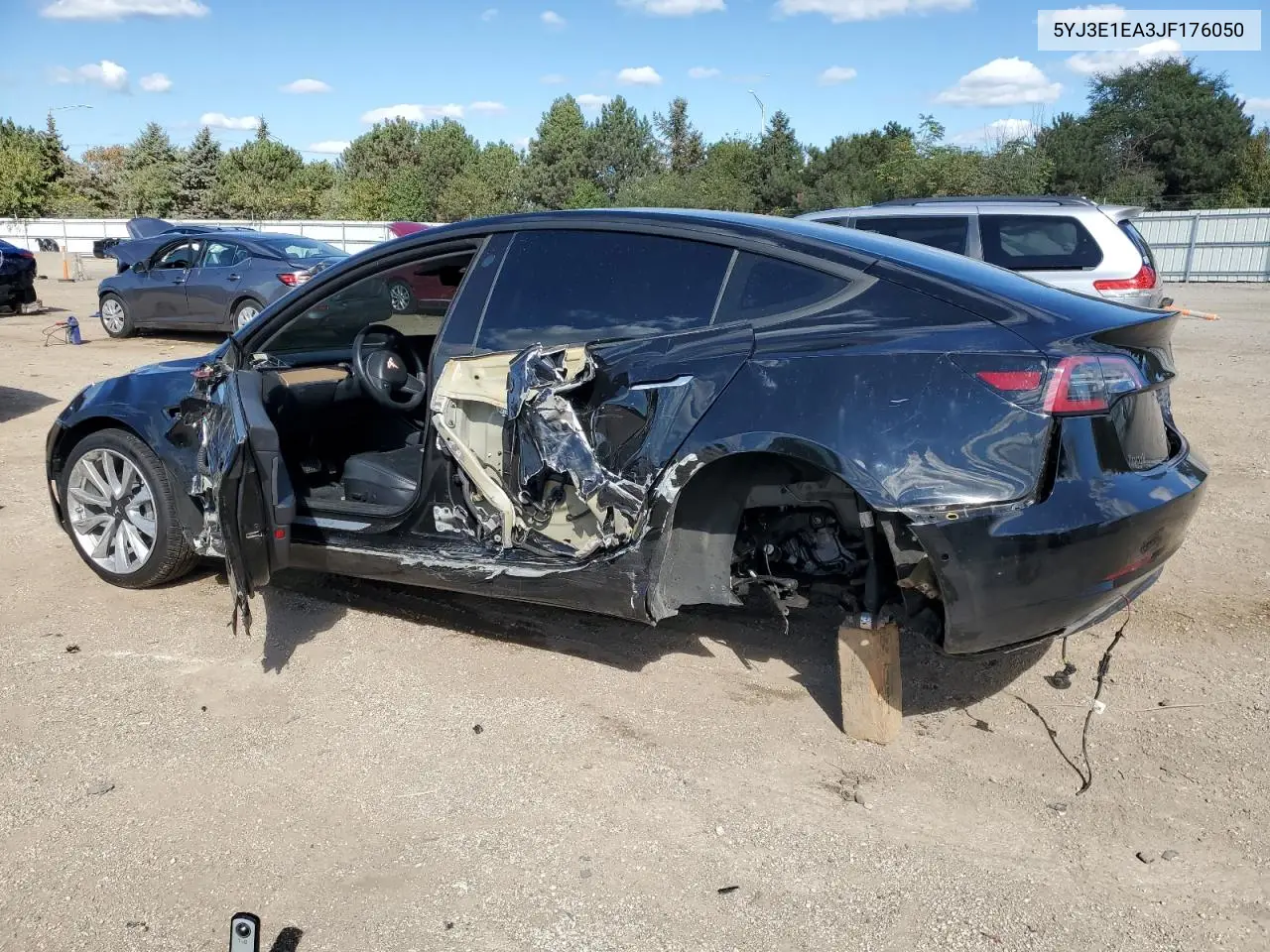 5YJ3E1EA3JF176050 2018 Tesla Model 3