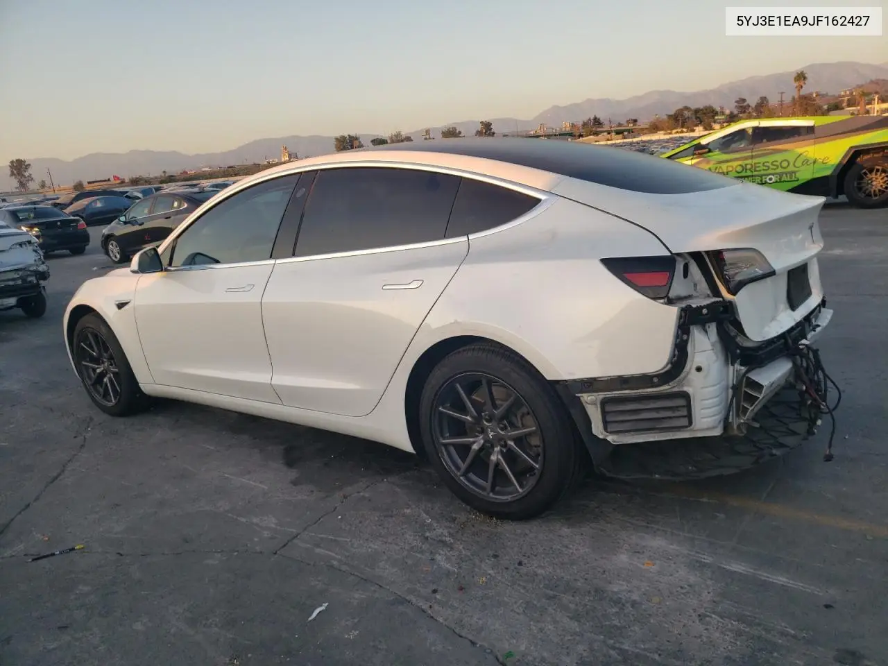 5YJ3E1EA9JF162427 2018 Tesla Model 3