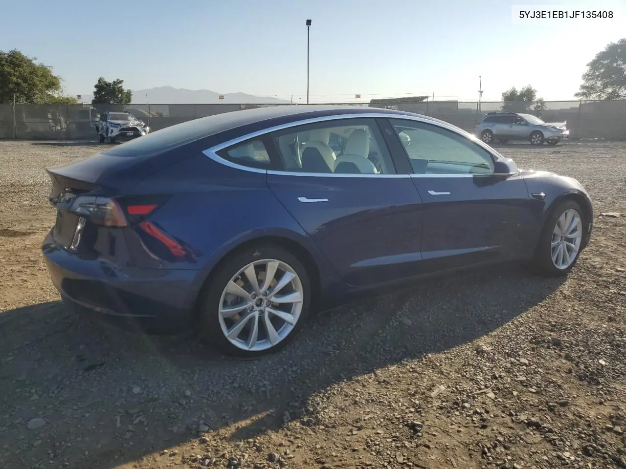 5YJ3E1EB1JF135408 2018 Tesla Model 3