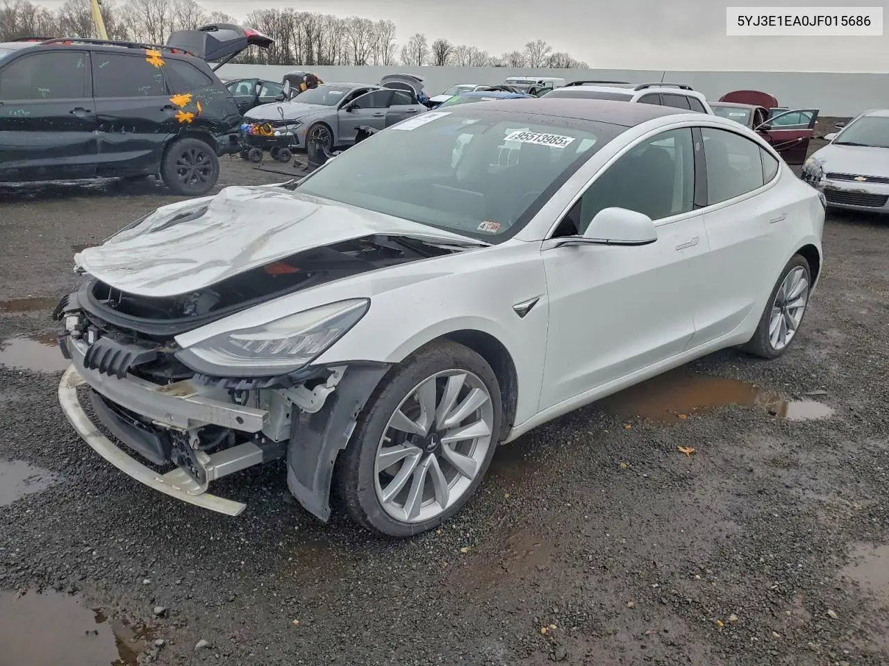 5YJ3E1EA0JF015686 2018 Tesla Model 3