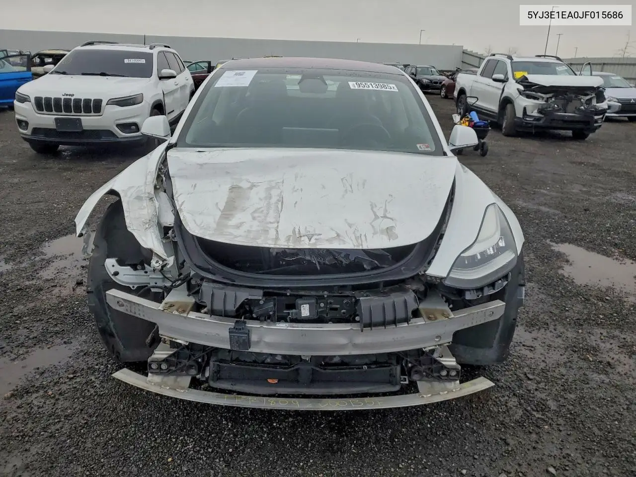 5YJ3E1EA0JF015686 2018 Tesla Model 3