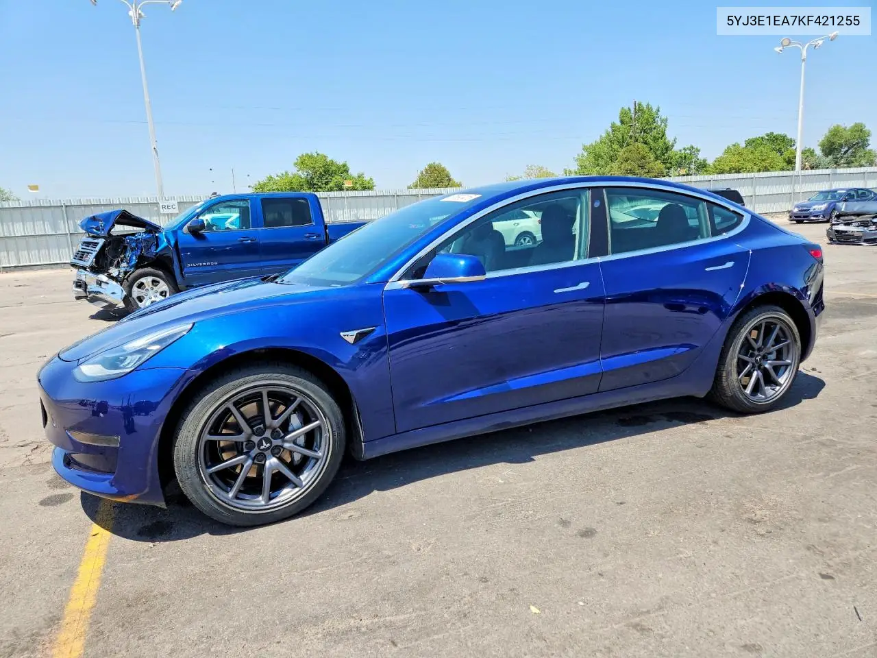 2019 Tesla Model 3 VIN: 5YJ3E1EA7KF421255 Lot: 61892416