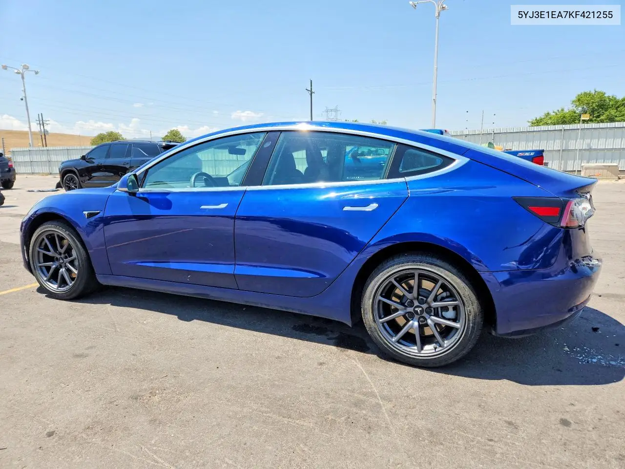 2019 Tesla Model 3 VIN: 5YJ3E1EA7KF421255 Lot: 61892416