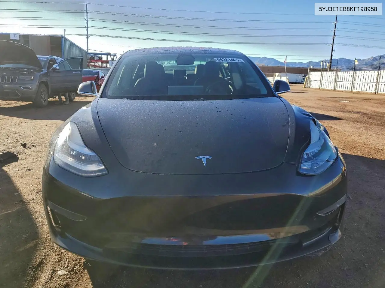 5YJ3E1EB8KF198958 2019 Tesla Model 3