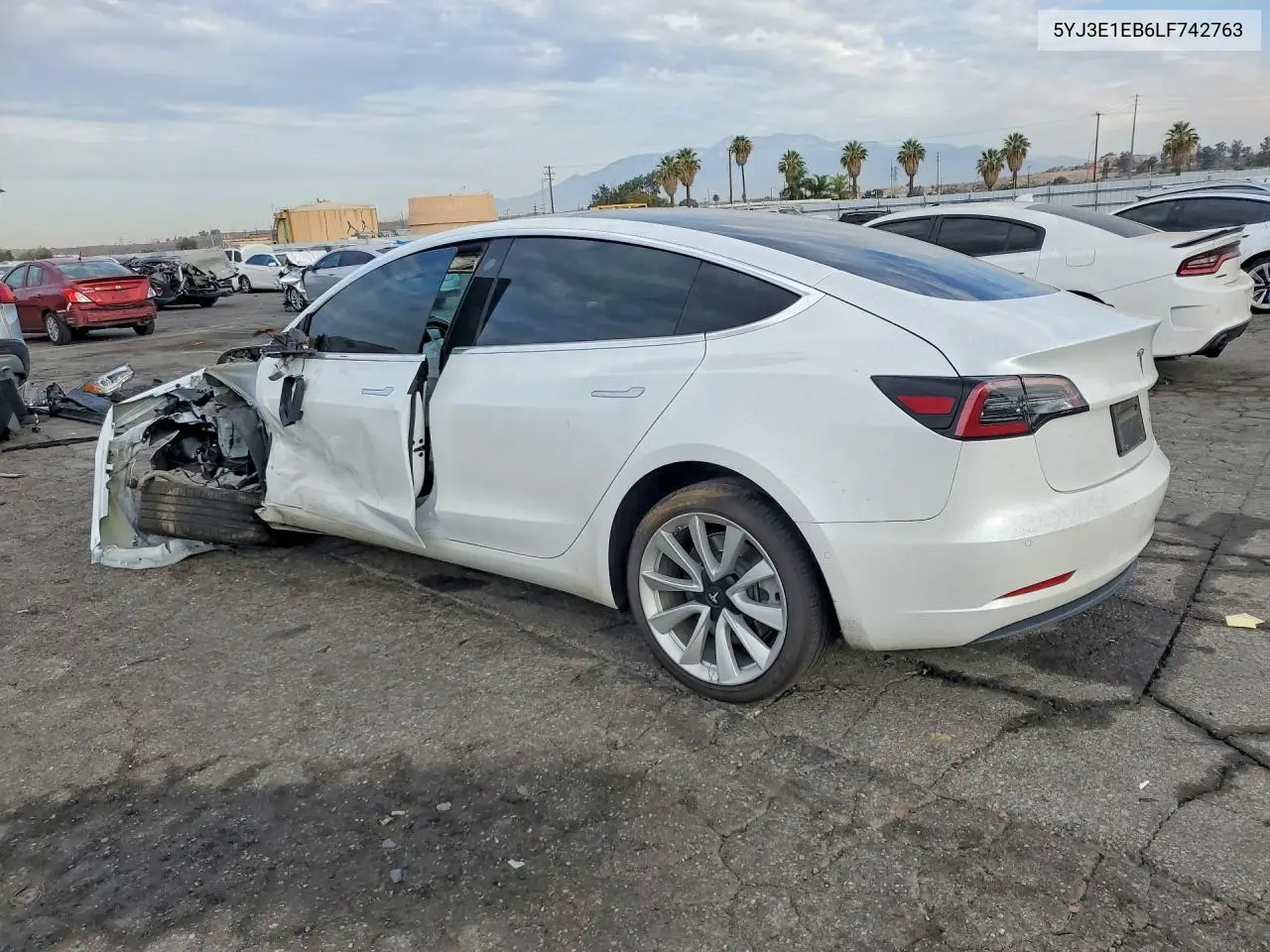 2020 Tesla Model 3 VIN: 5YJ3E1EB6LF742763 Lot: 61829156