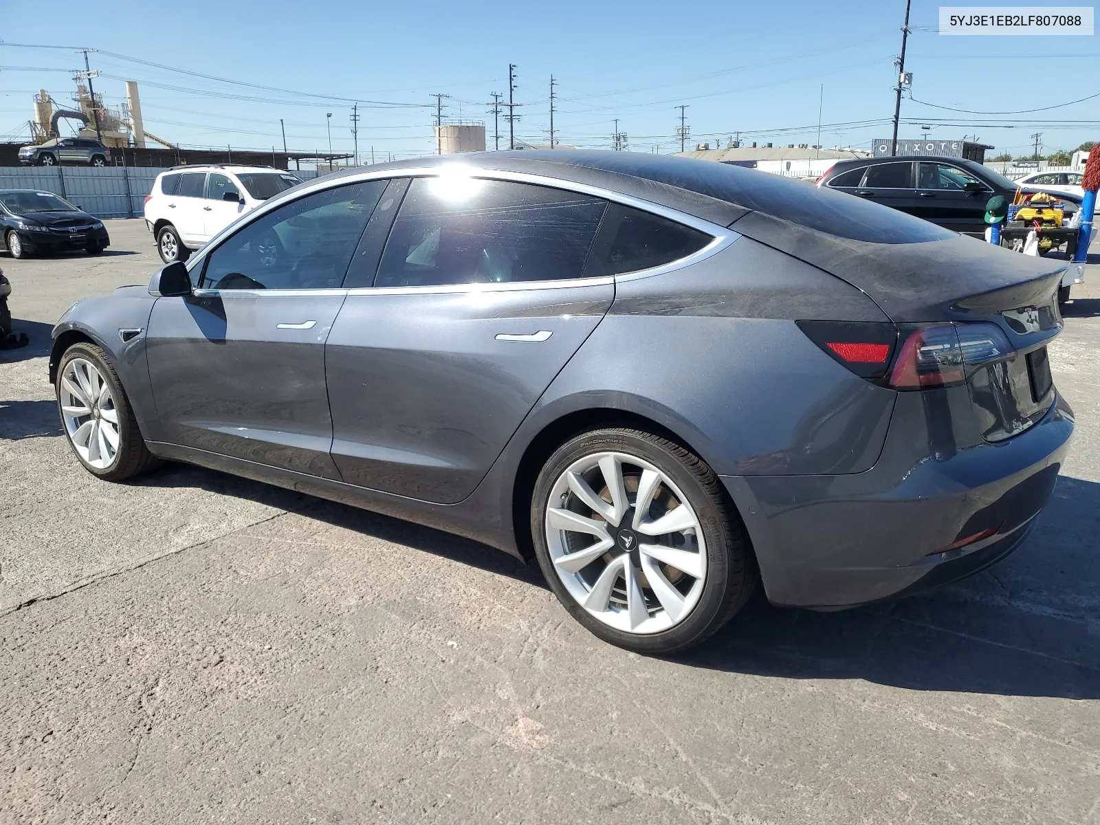 2020 Tesla Model 3 VIN: 5YJ3E1EB2LF807088 Lot: 67707434