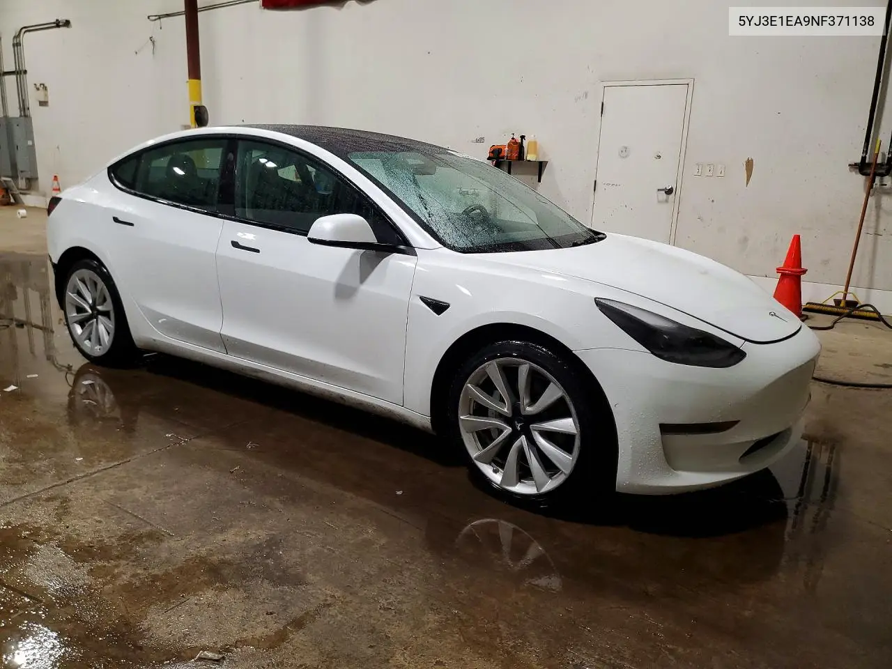2022 Tesla Model 3 VIN: 5YJ3E1EA9NF371138 Lot: 60405226