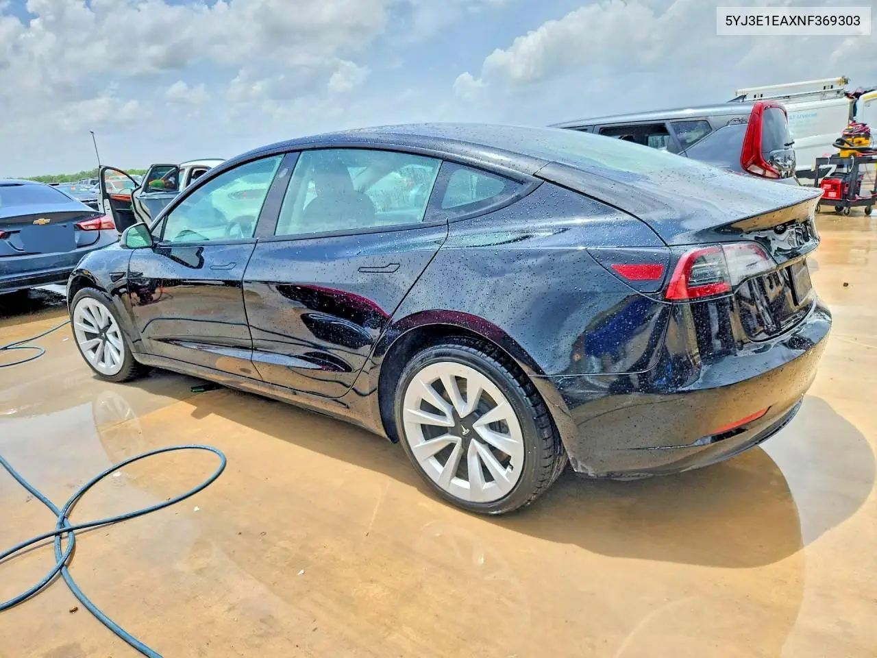 2022 Tesla Model 3 VIN: 5YJ3E1EAXNF369303 Lot: 61398246