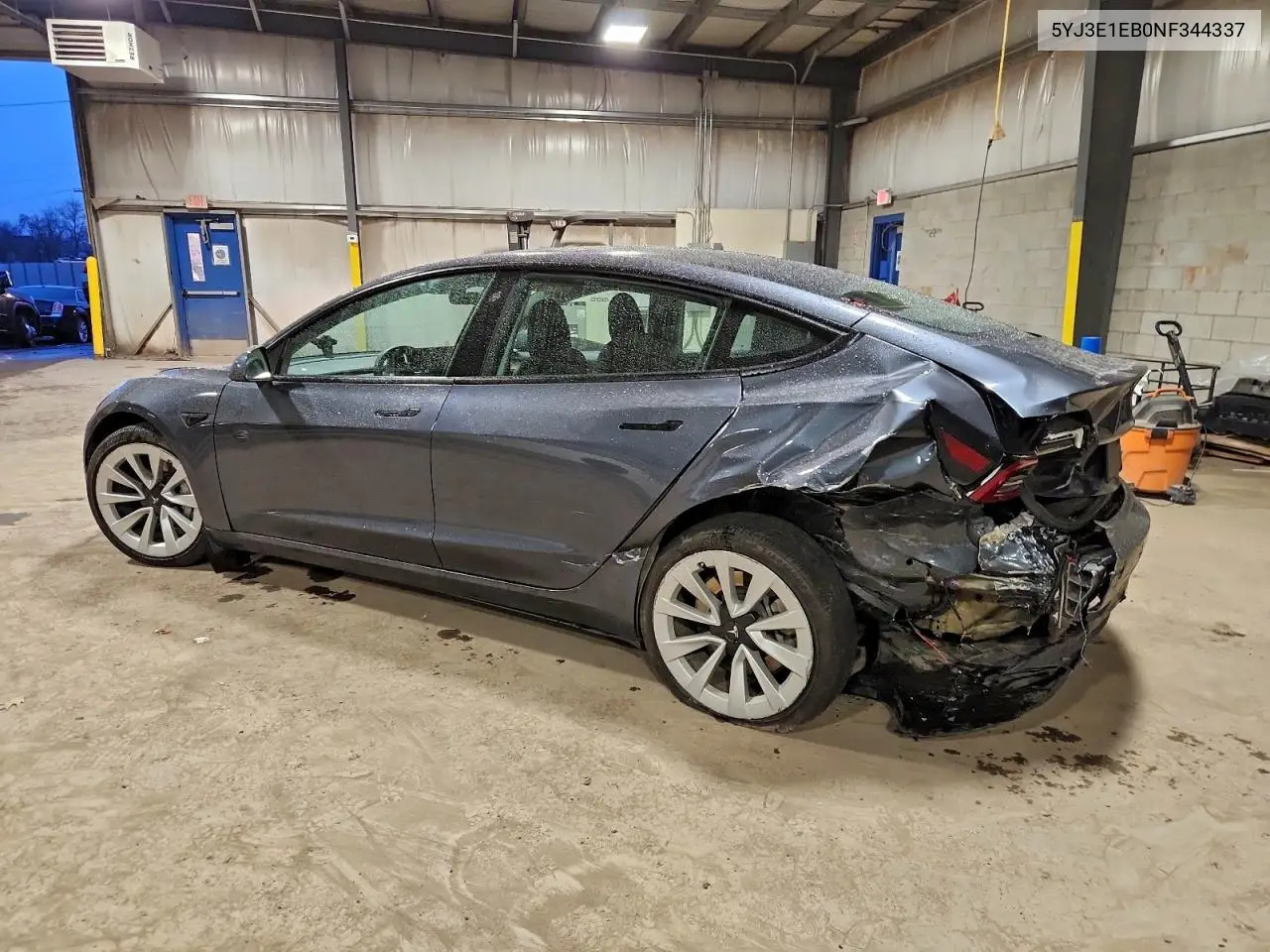 5YJ3E1EB0NF344337 2022 Tesla Model 3