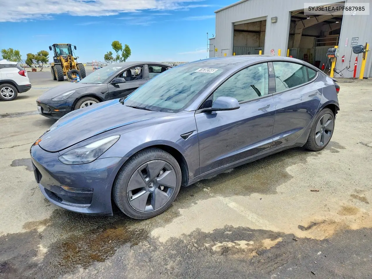 2023 Tesla Model 3 VIN: 5YJ3E1EA4PF687985 Lot: 61638266