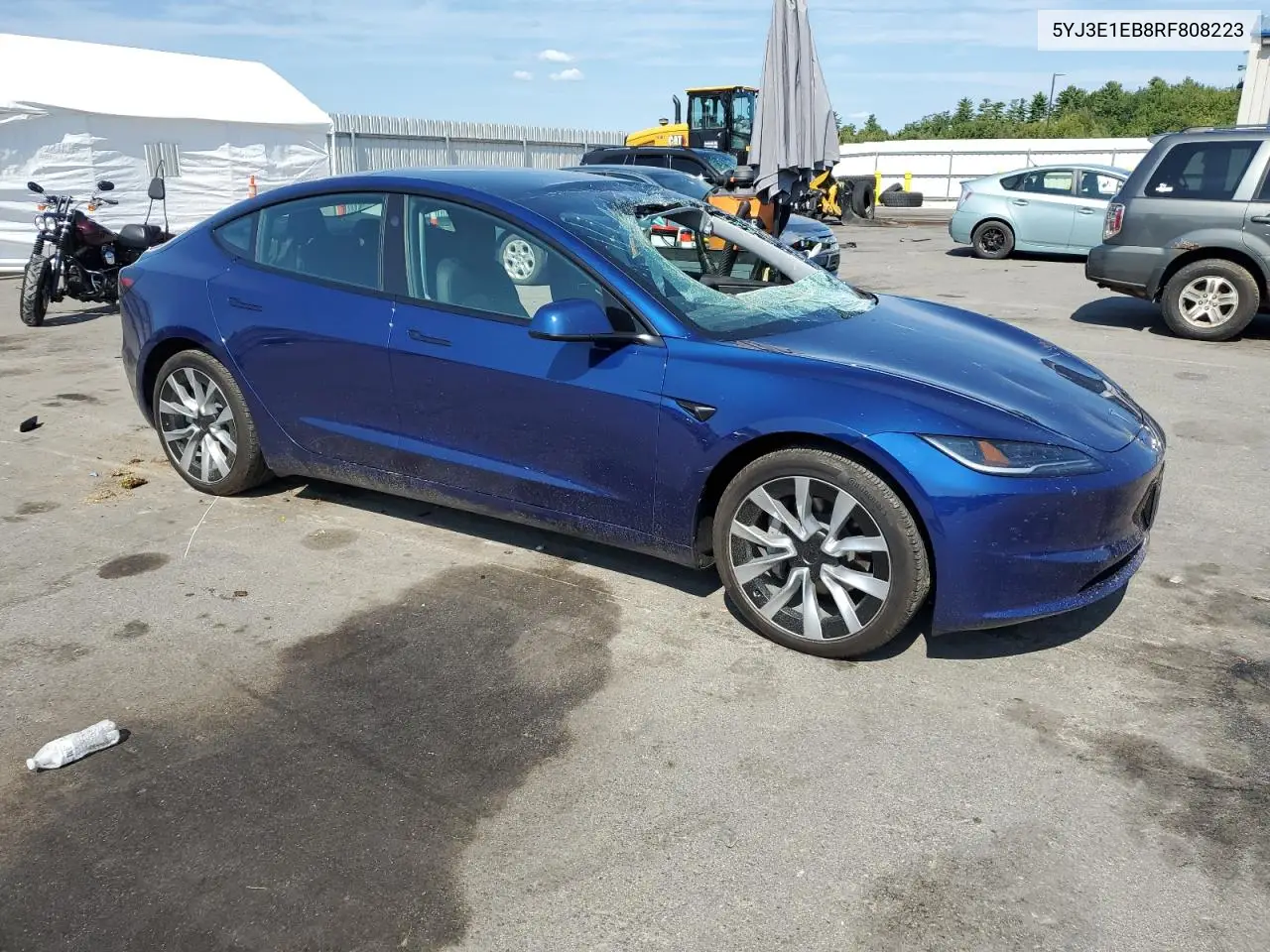 5YJ3E1EB8RF808223 2024 Tesla Model 3