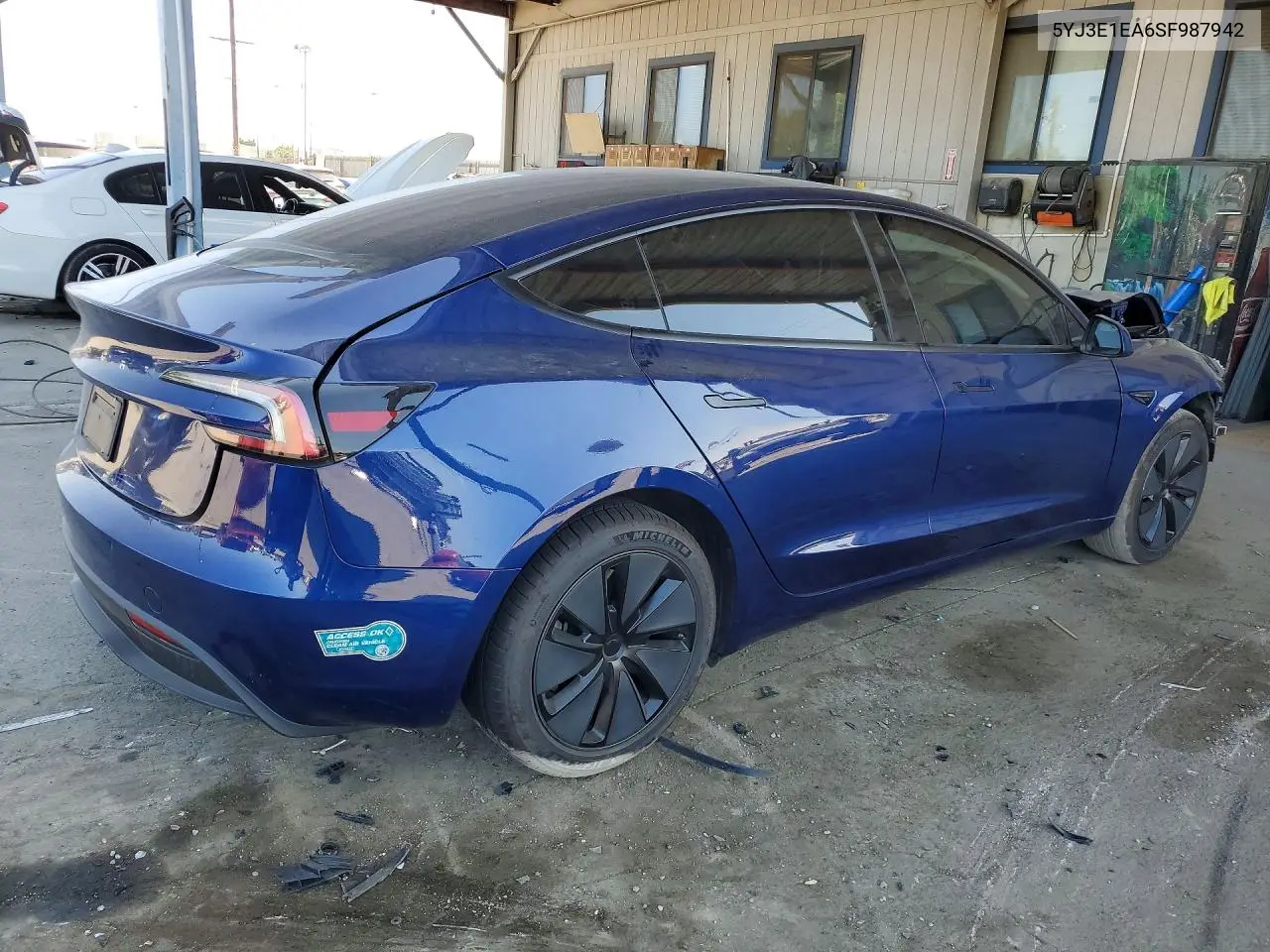 2025 Tesla Model 3 VIN: 5YJ3E1EA6SF987942 Lot: 56623636
