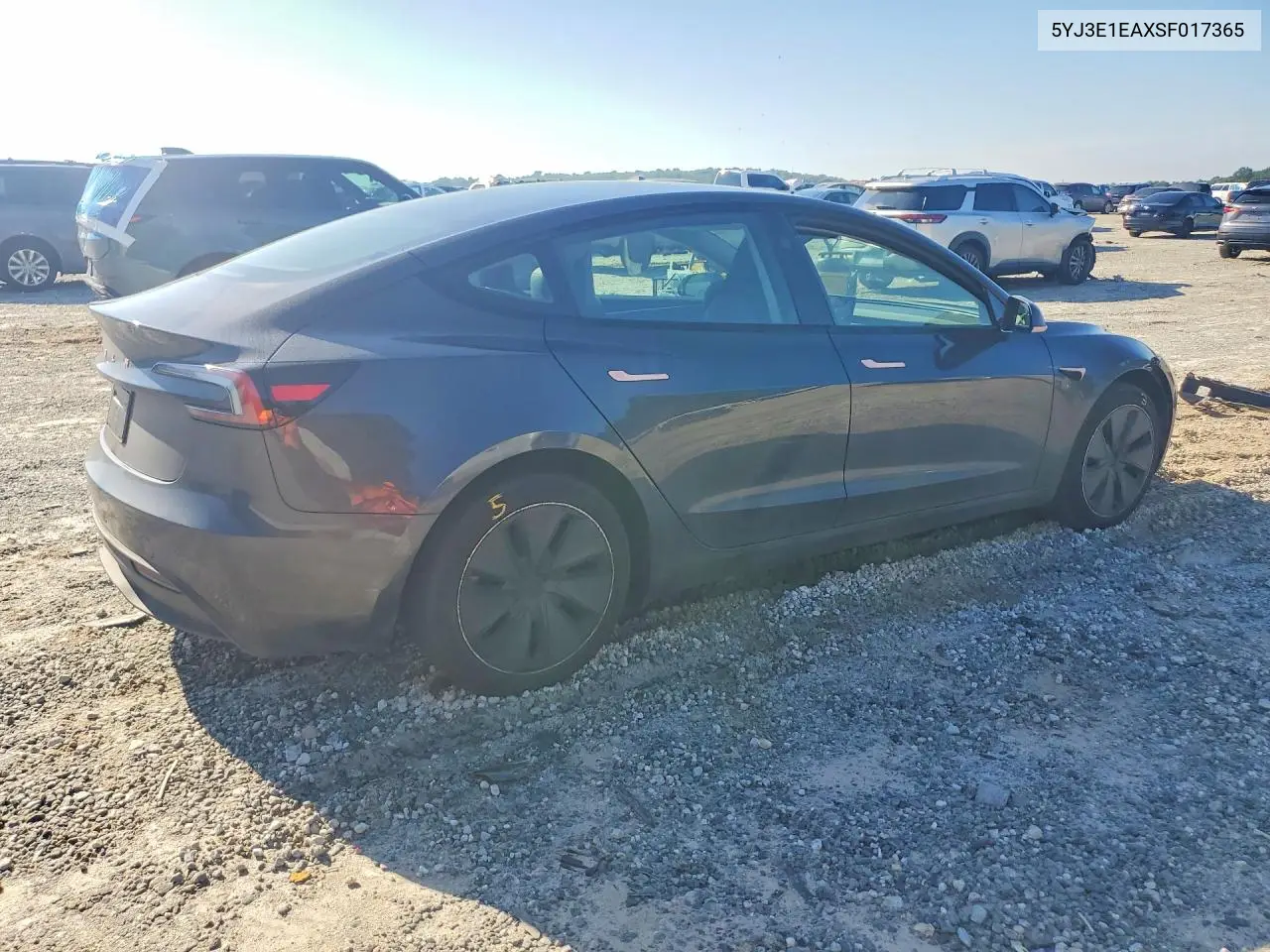2025 Tesla Model 3 VIN: 5YJ3E1EAXSF017365 Lot: 61393456