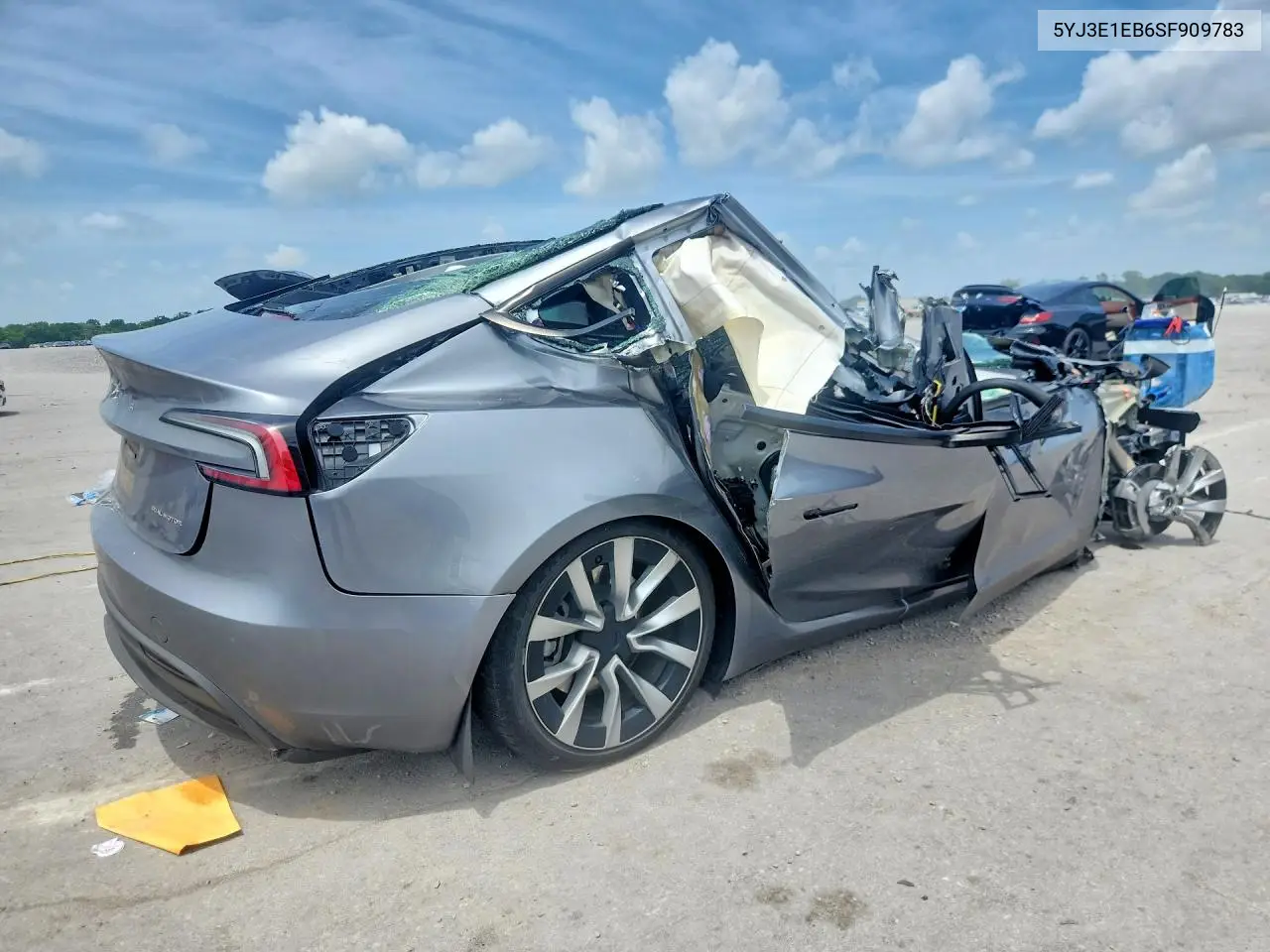 5YJ3E1EB6SF909783 2025 Tesla Model 3