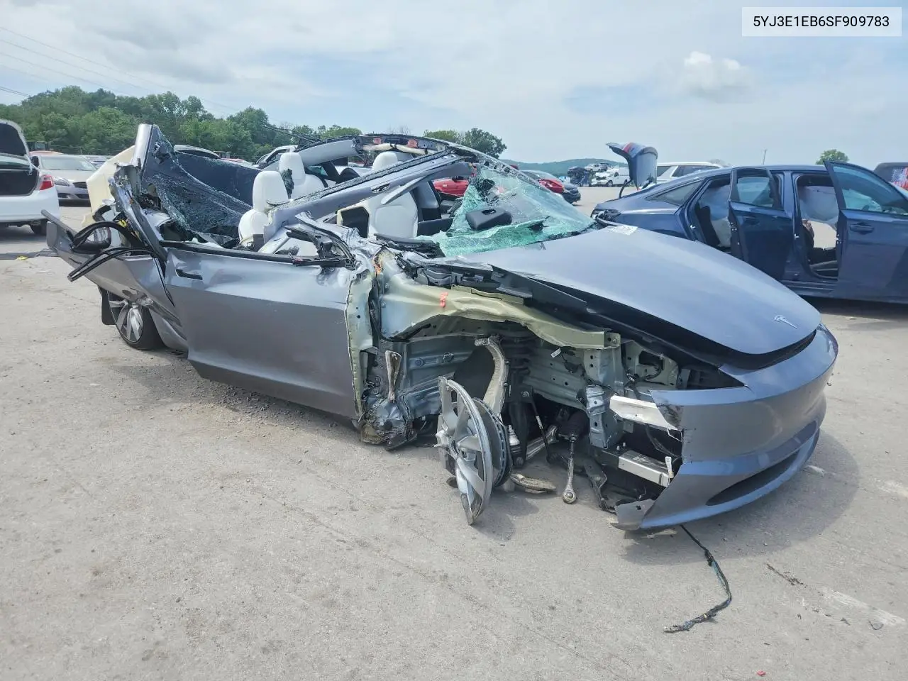 5YJ3E1EB6SF909783 2025 Tesla Model 3