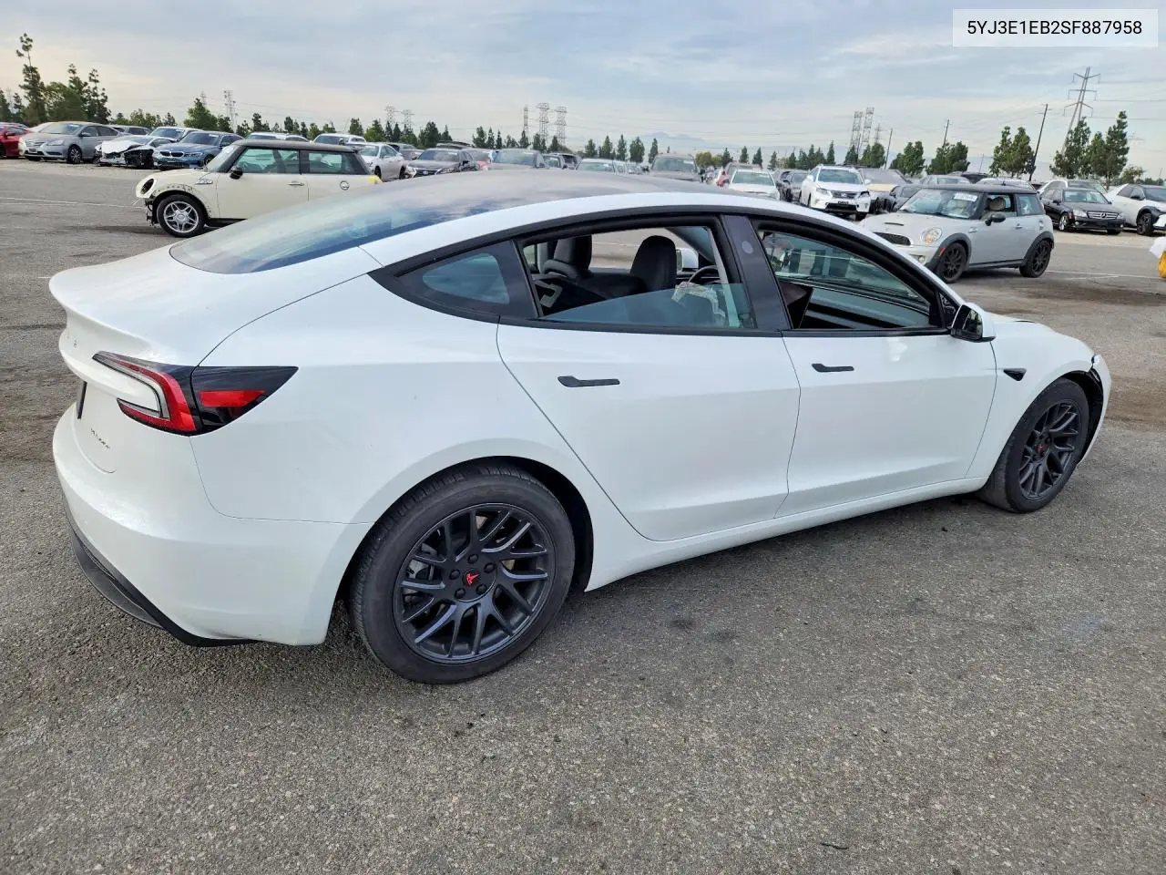 2025 Tesla Model 3 VIN: 5YJ3E1EB2SF887958 Lot: 61771666