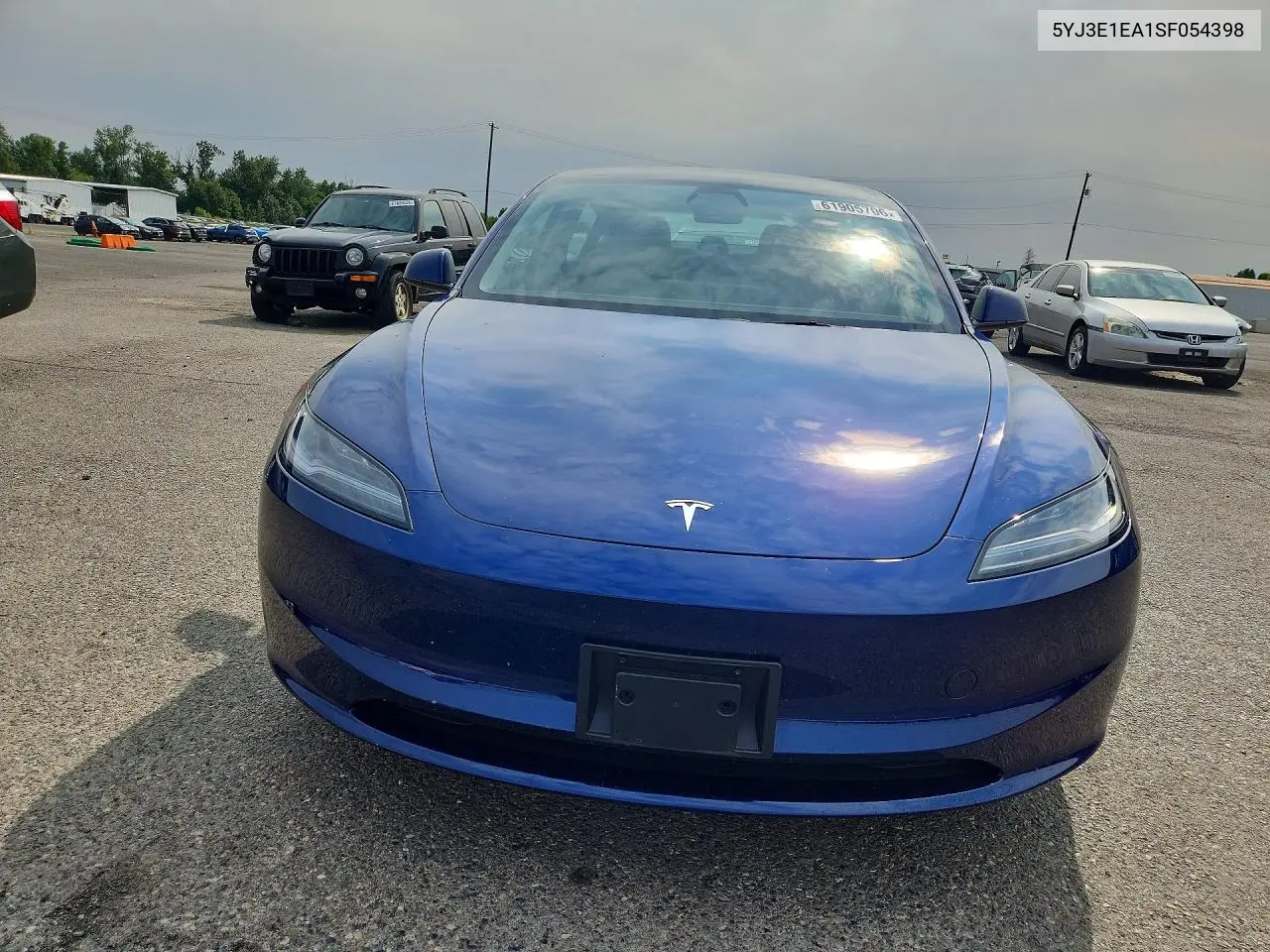 2025 Tesla Model 3 VIN: 5YJ3E1EA1SF054398 Lot: 61905706