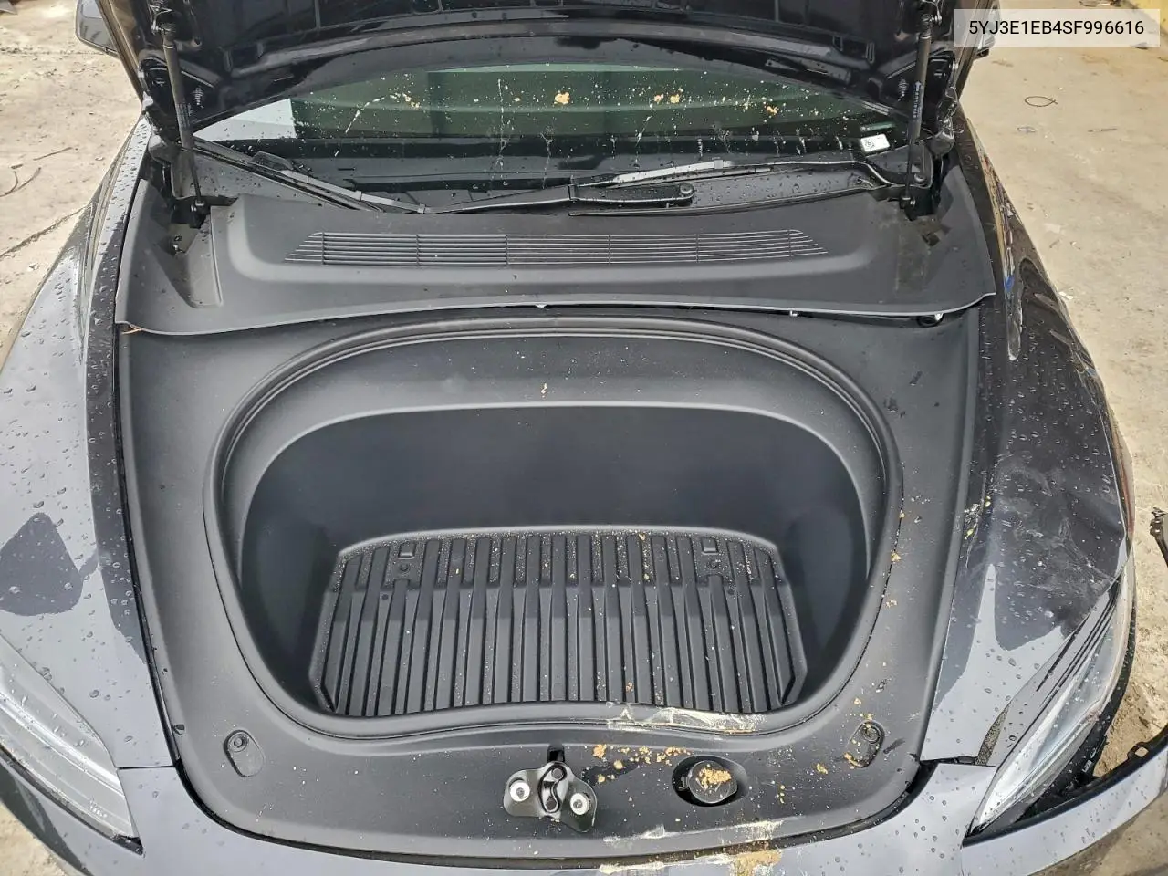 5YJ3E1EB4SF996616 2025 Tesla Model 3