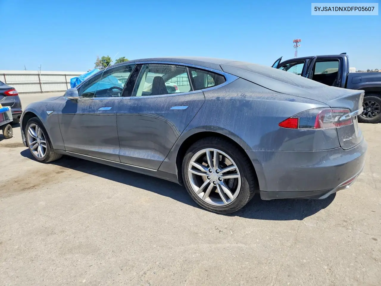 2013 Tesla Model S VIN: 5YJSA1DNXDFP05607 Lot: 56933216