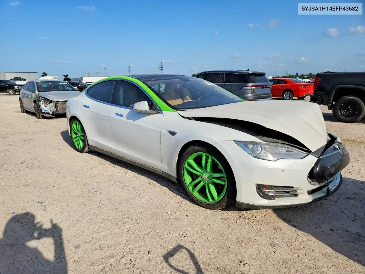 2014 Tesla Model S VIN: 5YJSA1H14EFP43682 Lot: 58788646